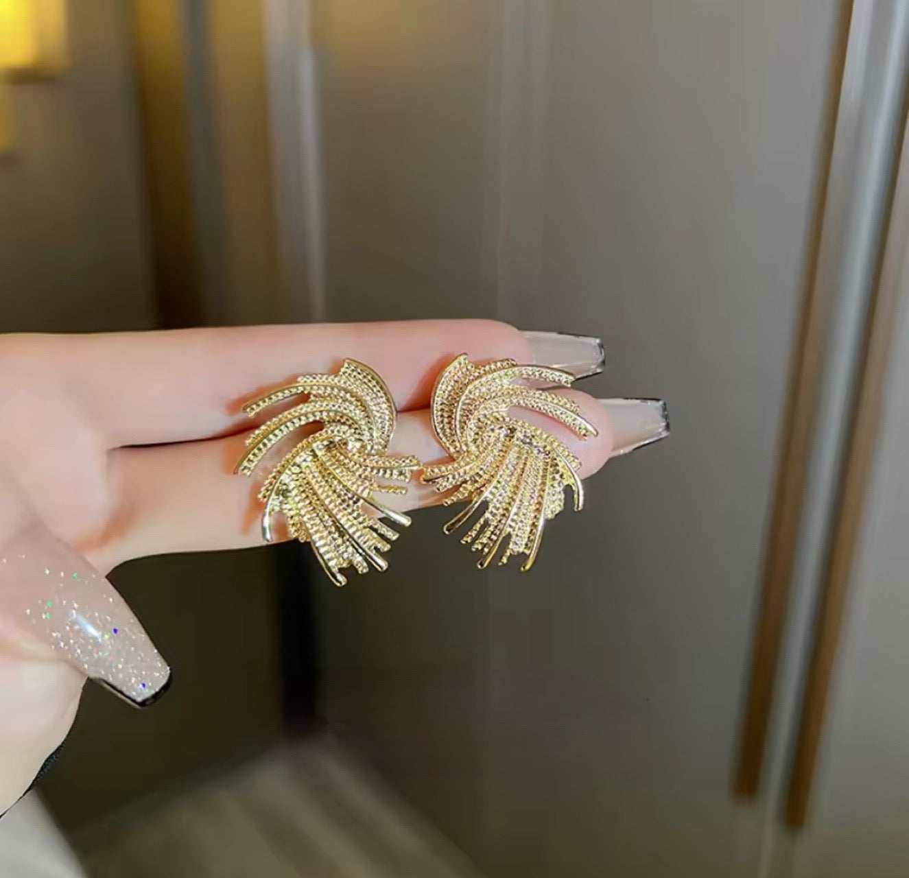 Gold pokey earrings