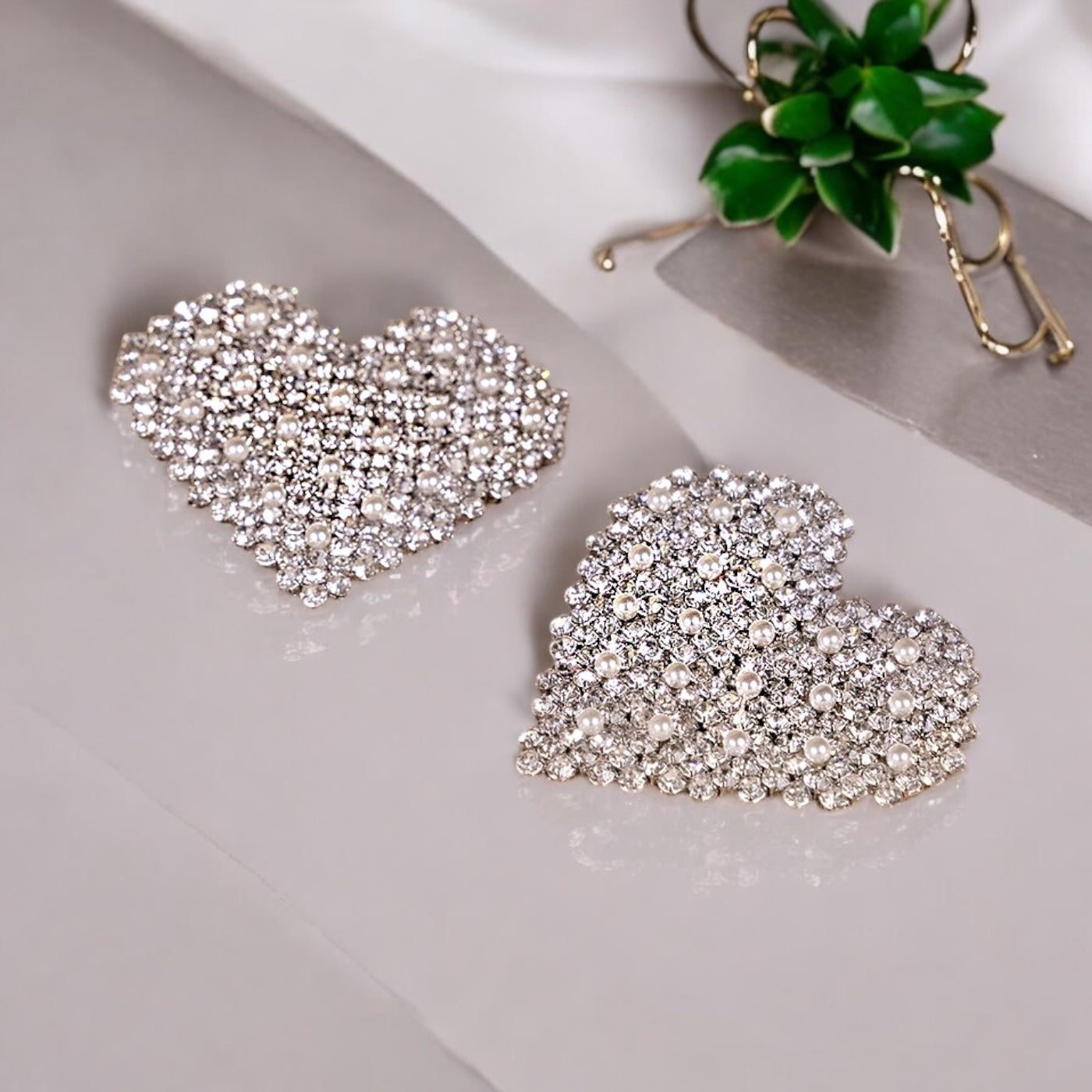 Large crystal hearts