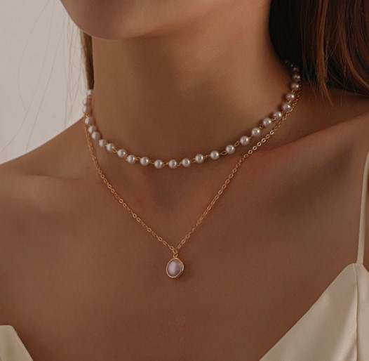 pearl necklace