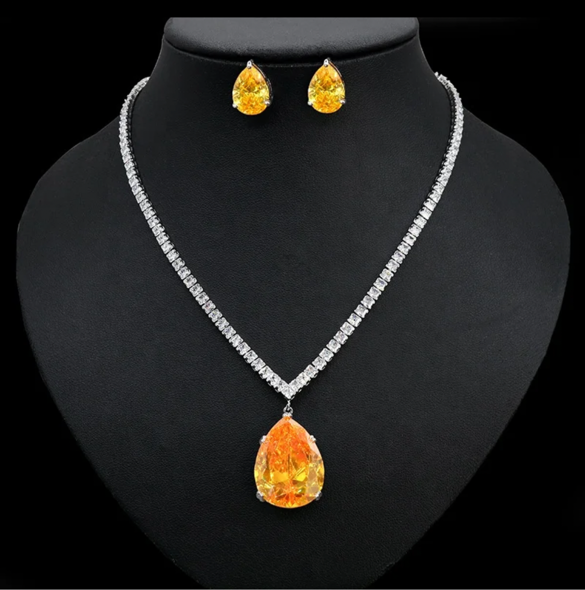 Yellow large crystal necklace set